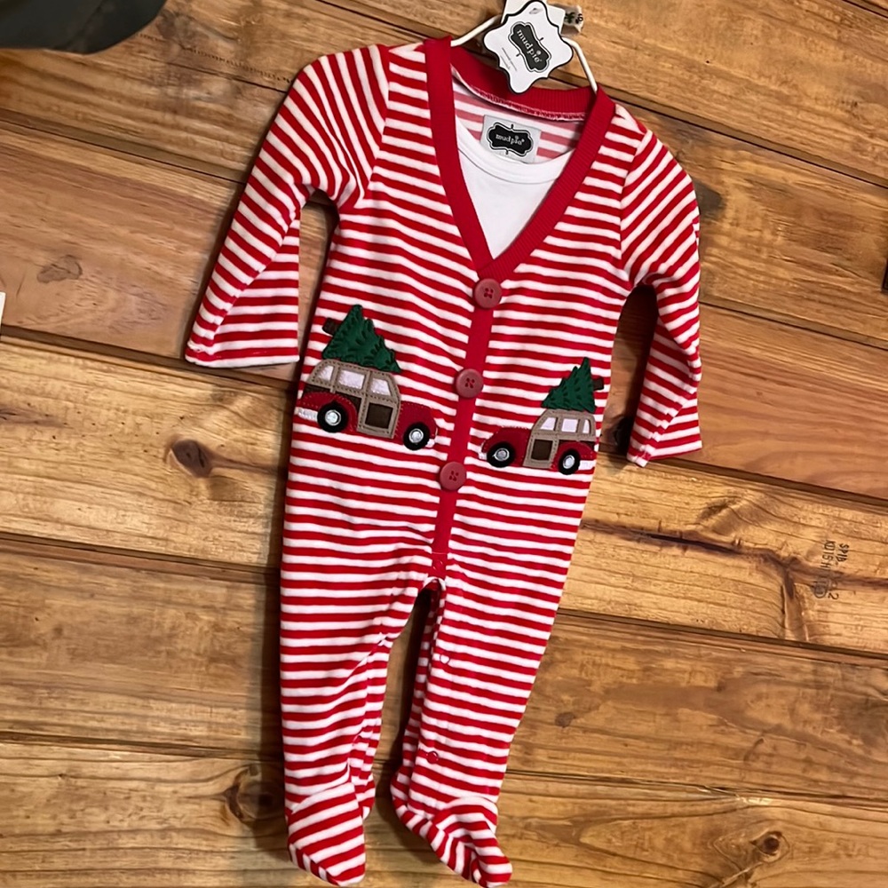 🎄Mud pie Christmas onsie🎄